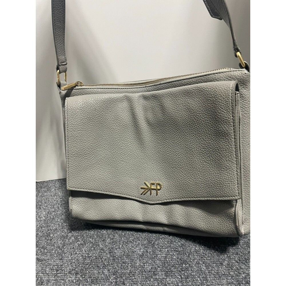 FP Freshly Picked Diaper Crossbody Bag Purse Pocket Wipeable Changing Pad Olive